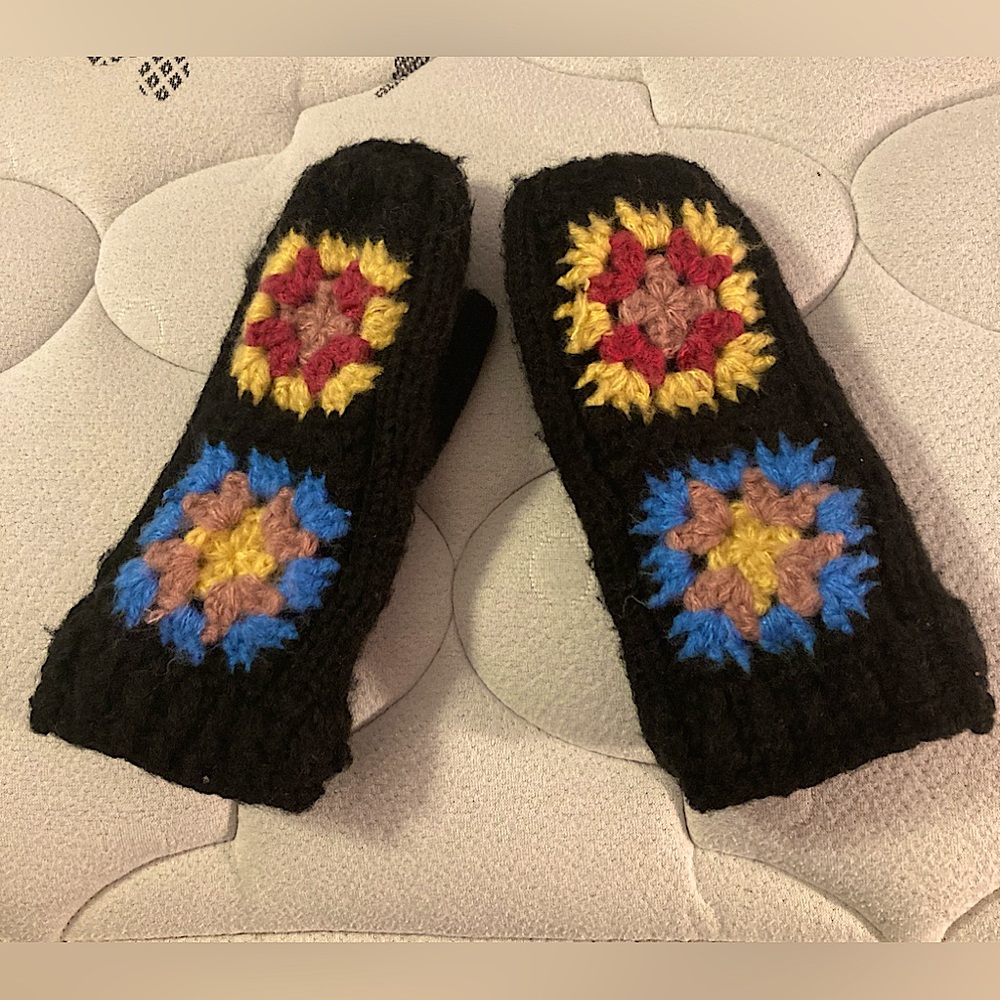 Wild Fable fleece lined mittens